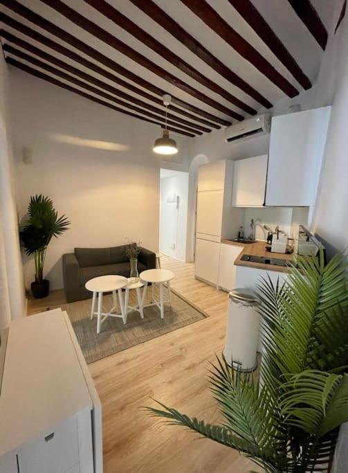 Centrico Apt 7Pax En Anton Martin/Centro De Madrid Appartamento Esterno foto